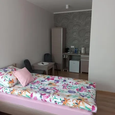 Lägenhetshotell Pod Kogucikiem Krzyzanowice